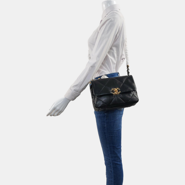 CHANEL 19 Small Quilted Lambskin Black