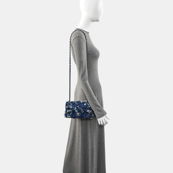 CLASSIC FLAP Mini Quilted Wool Blue