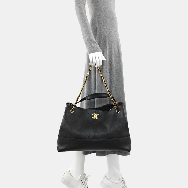 Quilted Calfskin Tote Bag Black