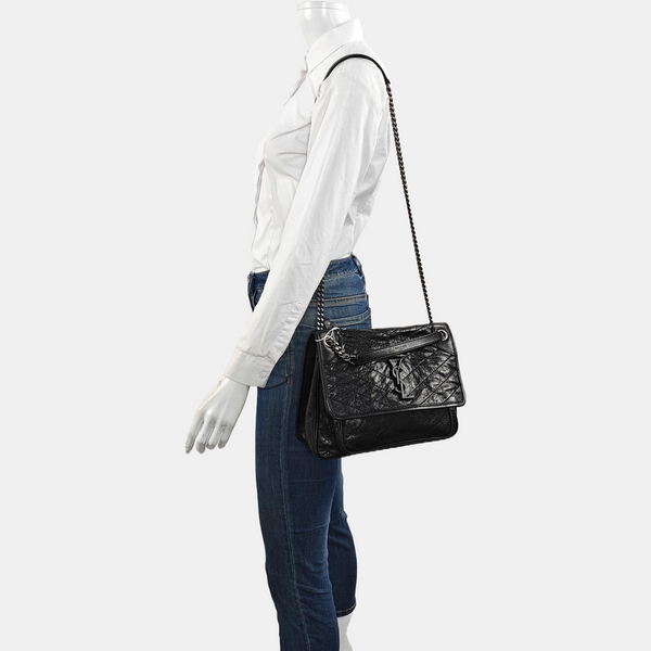 NIKI Medium Chevron Calfskin Black