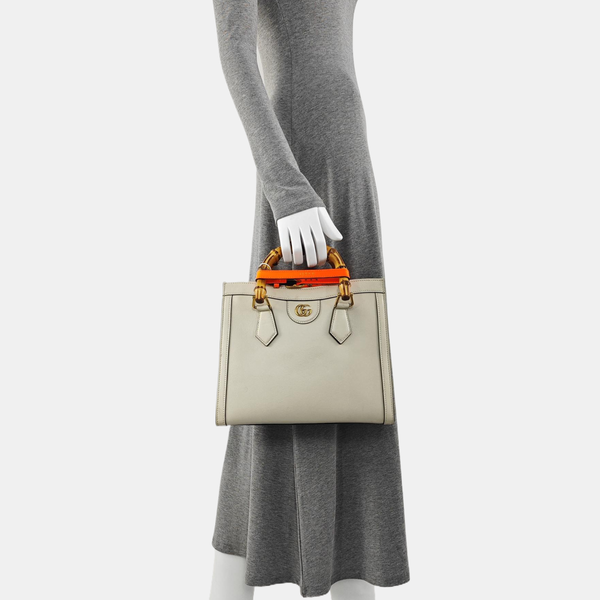Diana Small Calfskin White