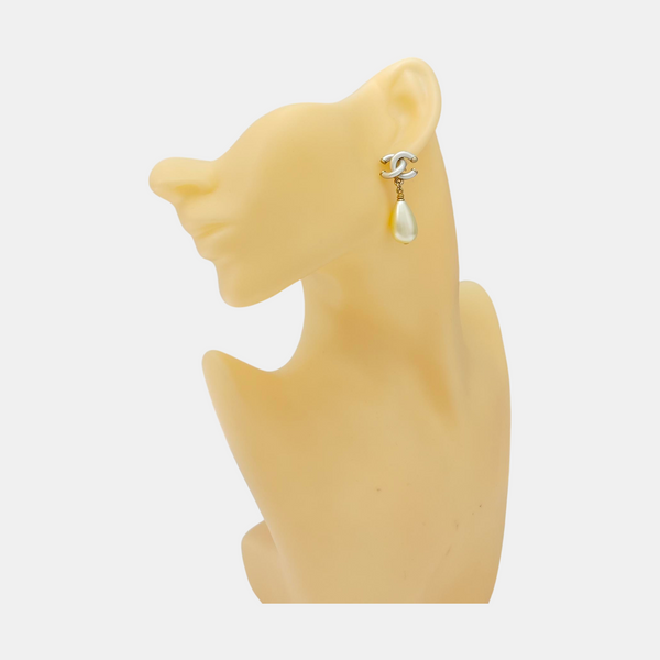 Metal Silver Stud Earrings