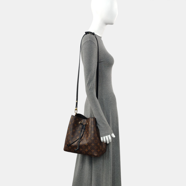 NÉONOÉ MM Monogram Coated Canvas Brown