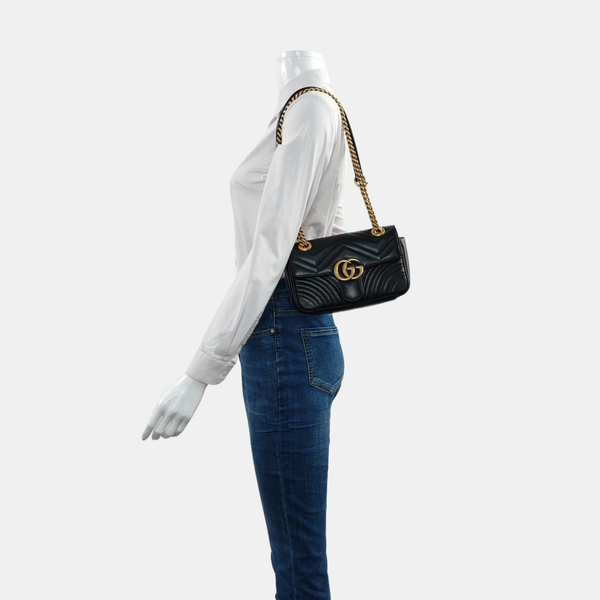 GG Marmont Small Quilted Calfskin Black