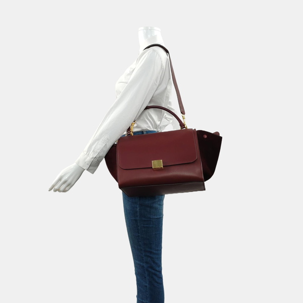 TRAPEZE Medium Calfskin Red