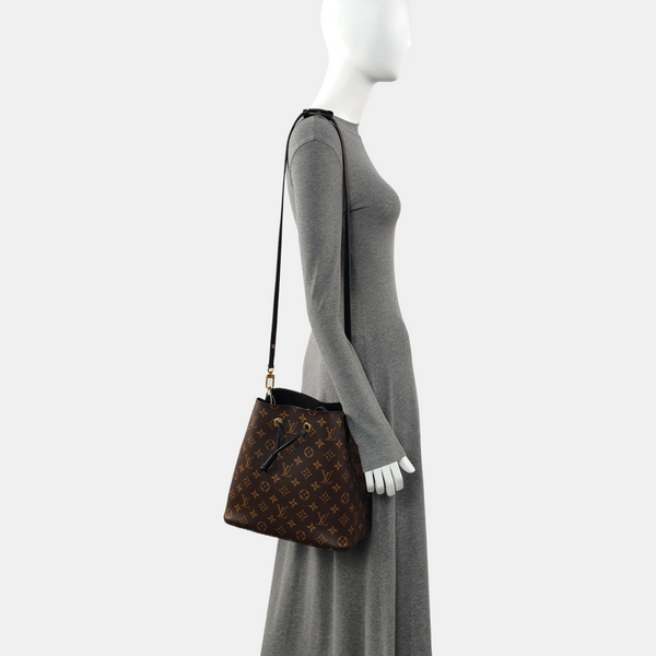 NÉONOÉ MM Monogram Coated Canvas Brown