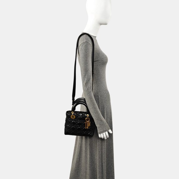 Lady Dior Pequeño Piel de Cordero Acolchado Negro