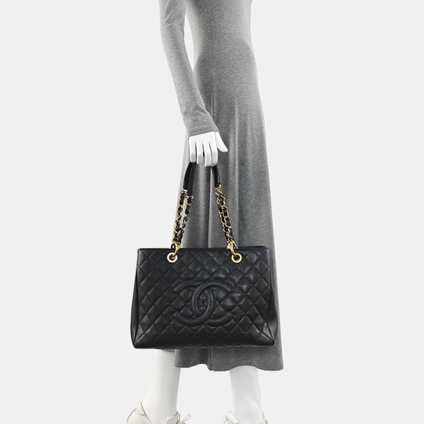 CHANEL GST Large Quilted Grained Calfskin Black