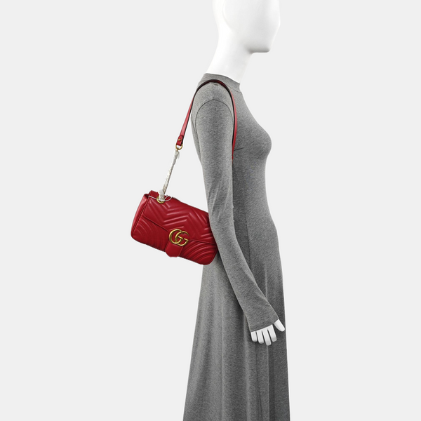 GG Marmont Medium Quilted Calfskin Red