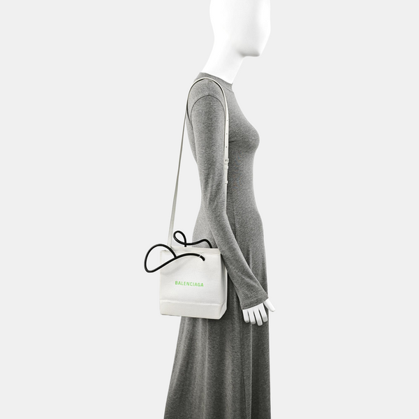 Shopping Bag Super Mini Calfskin White