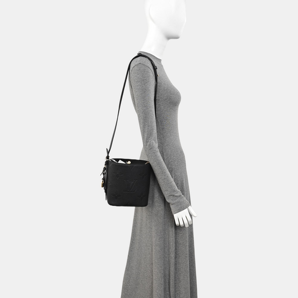 ALL IN Calfskin Black