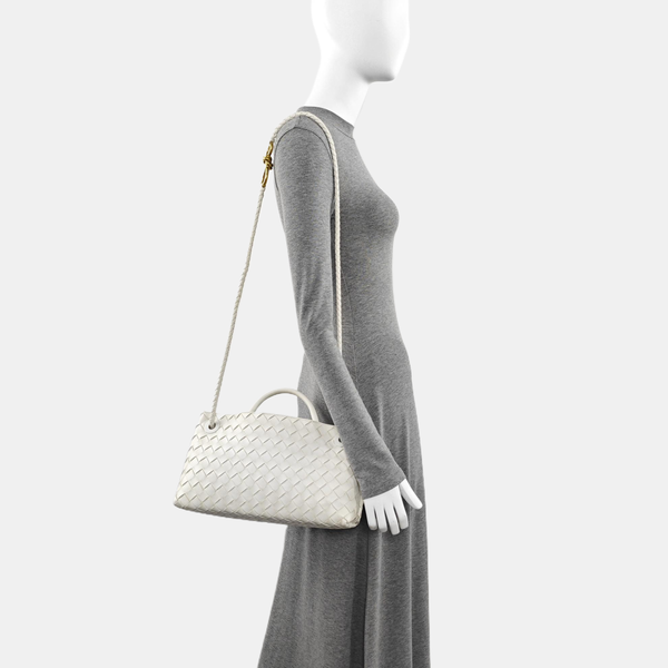 Authenticated pre-owned Andiamo Lambskin White - Shoulder Bag at Looply