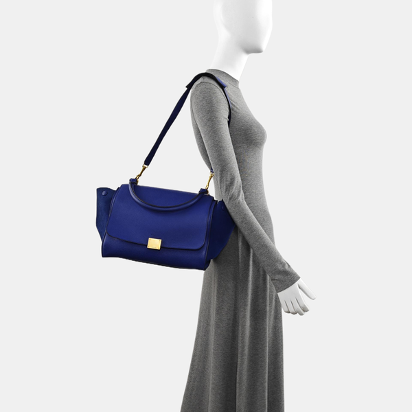 TRAPEZE Medium Calfskin Blue
