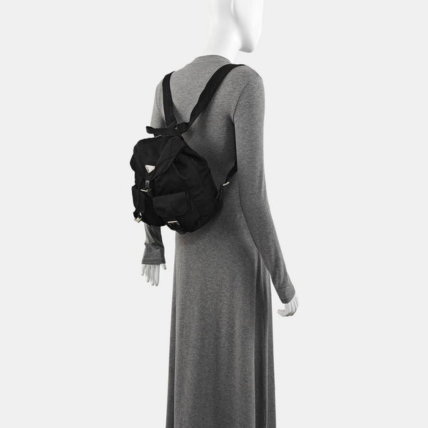 Vela Small Nylon Black