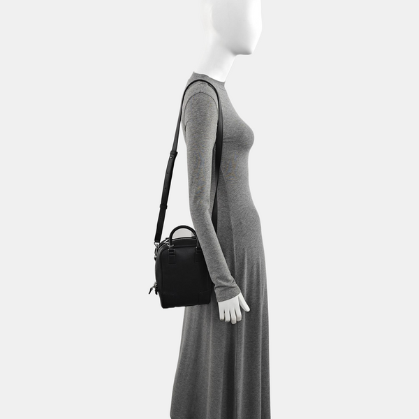 Amazona Calfskin Black