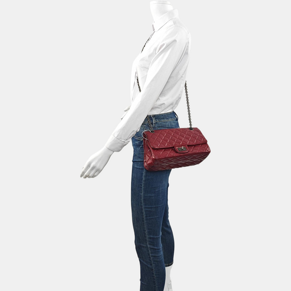 Authenticated pre-owned 2.55 Quilted Calfskin Red - Shoulder Bag at Looply