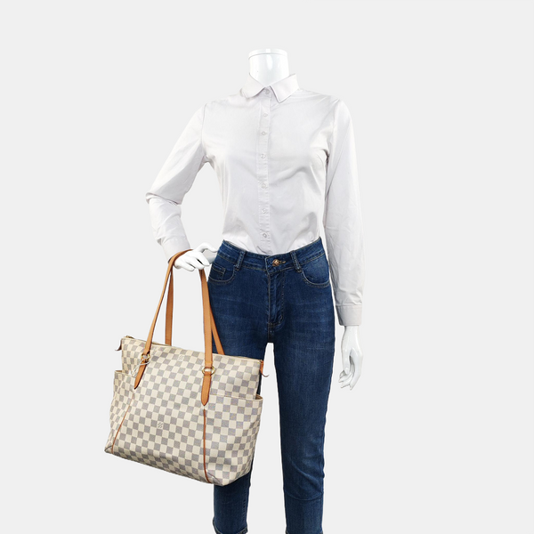 Authenticated pre-owned TOTALLY MM Coated Canvas White - Tote Bag at Looply