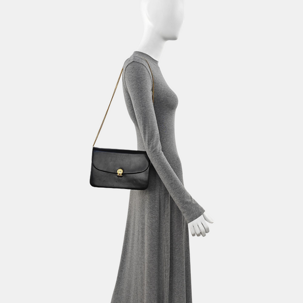 30 Montaigne Calfskin Black