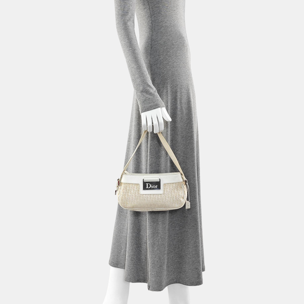 Street Chic Canvas Beige