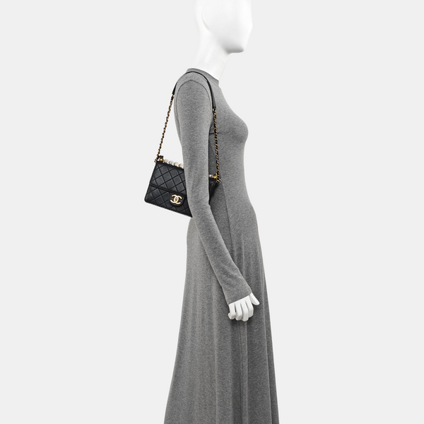 Quilted Lambskin Shoulder Bag Black