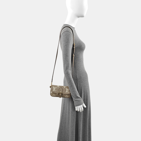 DIANE Nano Monogram Calfskin Gray