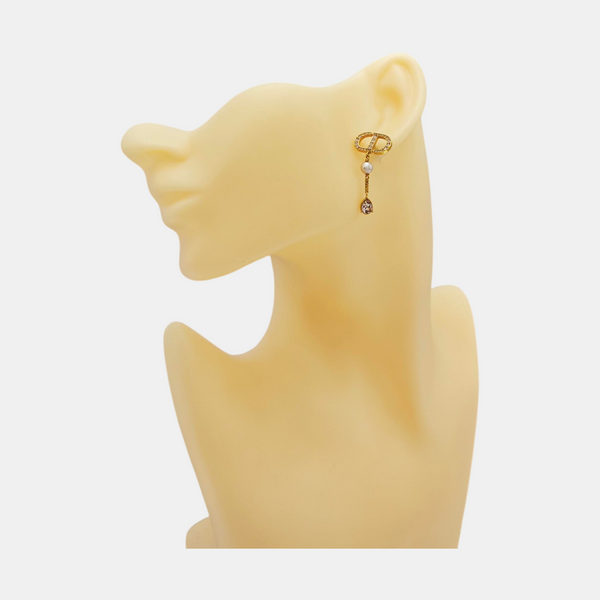 Petit CD Metal Gold Stud Earrings