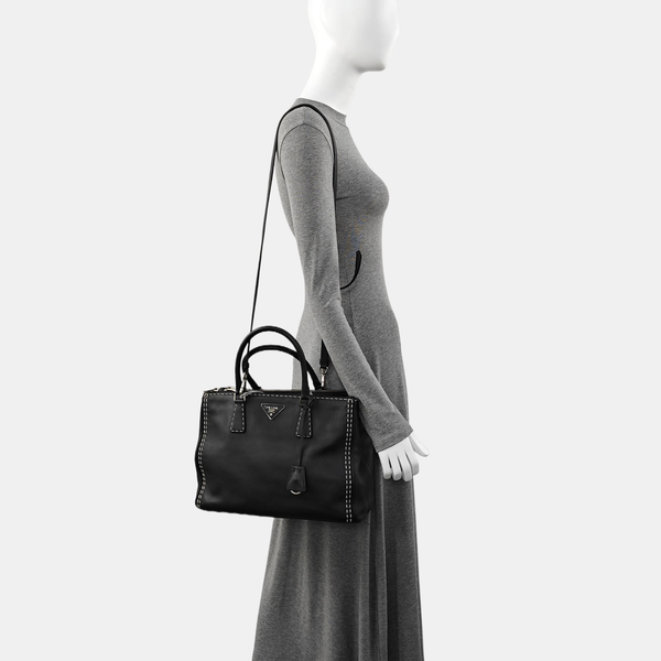 Galleria Medium Quilted Calfskin Black