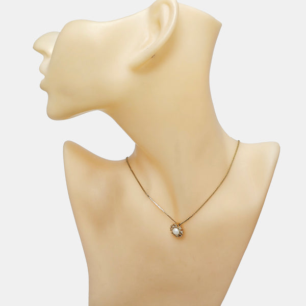Collar de oro de metal