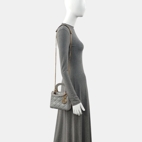 Lady Dior Cannage Mini Piel de Cordero Gris