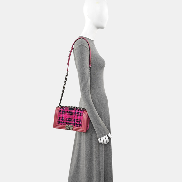 BOY CHANEL Medium Quilted Wool Red