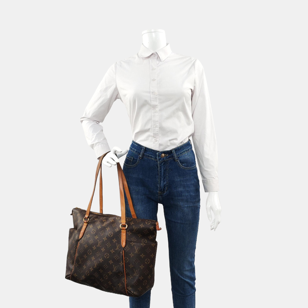 TOTALLY Monogram Coated Canvas Brown