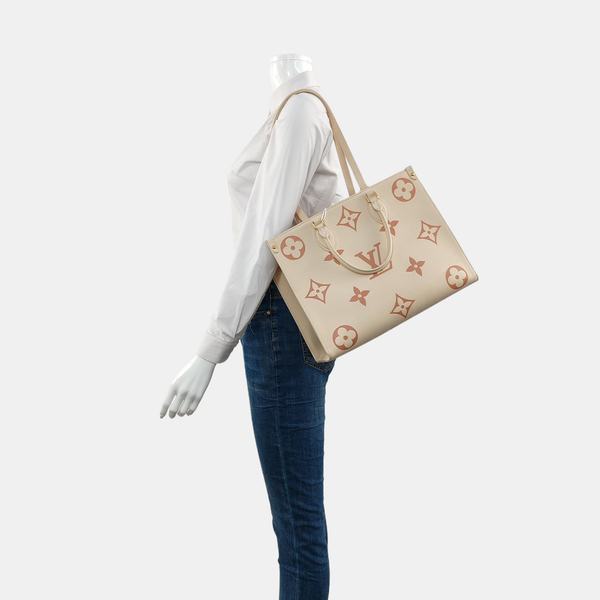 ONTHEGO MM Monogram Calfskin Beige