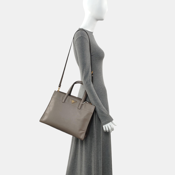 Esplanade Saffiano Calfskin Gray