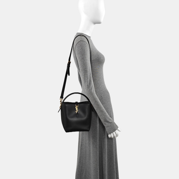 LE 37 Small Calfskin Black