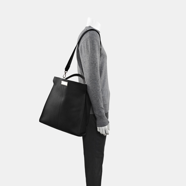 Peekaboo Medium Calfskin Black