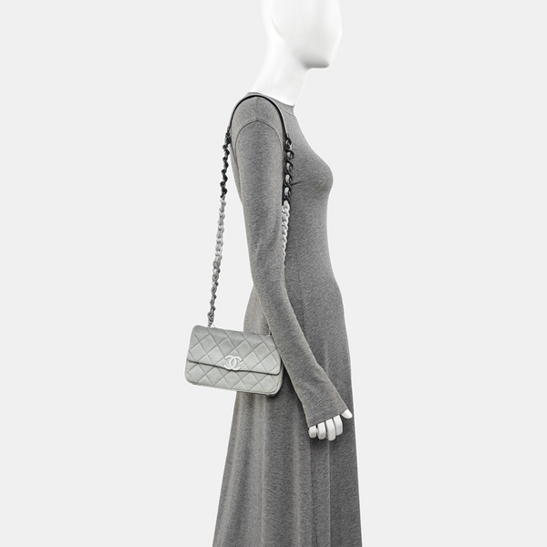 Grained Calfskin Shoulder Bag Green