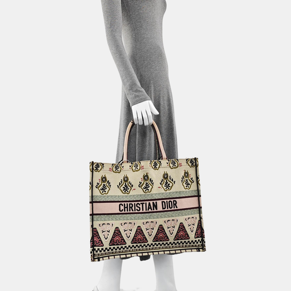 Authenticated pre-owned Book Tote Large Canvas Multicolor - Tote Bag at Looply