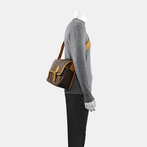 SATCHEL Monogram Coated Canvas Brown