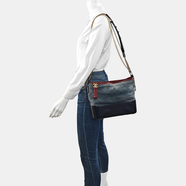 GABRIELLE Medium Quilted Suede Blue