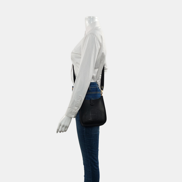 Authenticated pre-owned Evelyne TPM Clemence Black - Shoulder Bag at Looply