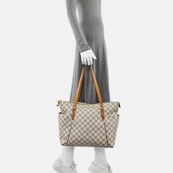 TOTALLY MM Damier Azur Coated Canvas White