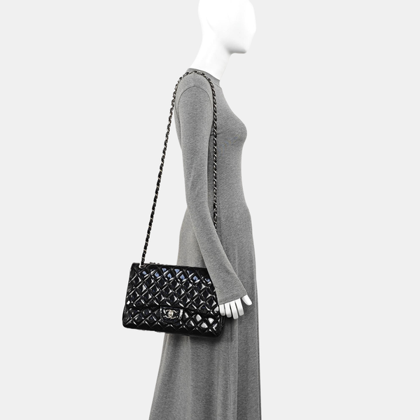 CLASSIC FLAP Jumbo Quilted Patent Leather Black