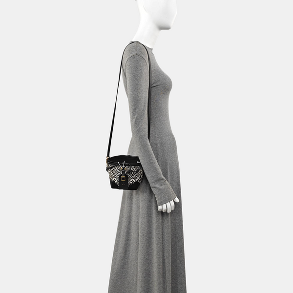 NOÉ Fabric Black