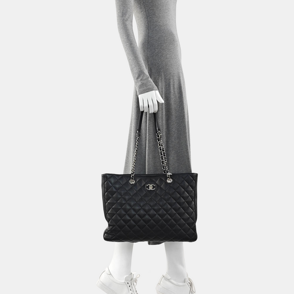 Quilted Calfskin Large Black
