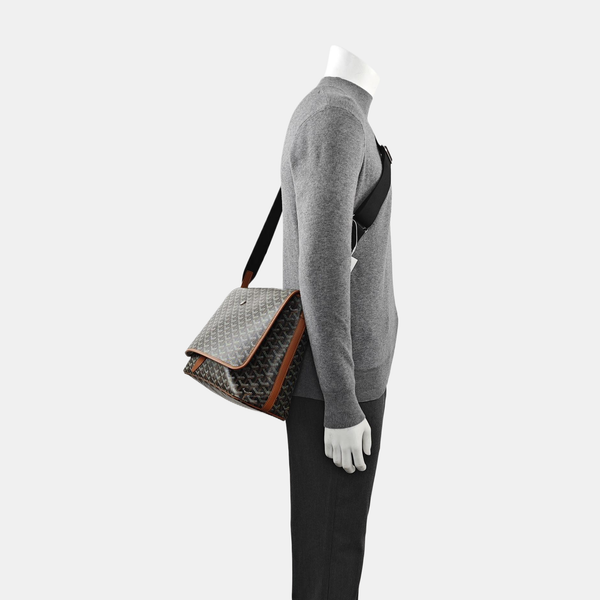 Capétien Coated Canvas Brown