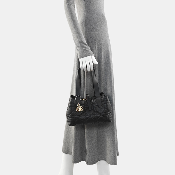 Toujours Small Cannage Calfskin Black