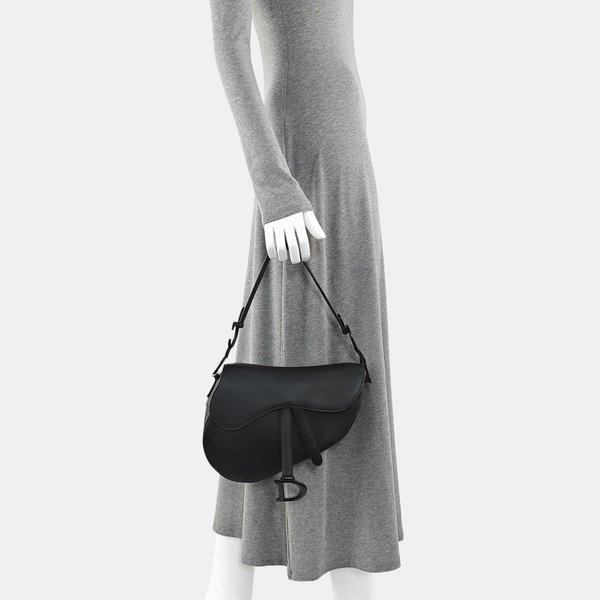 Saddle Small Calfskin Black