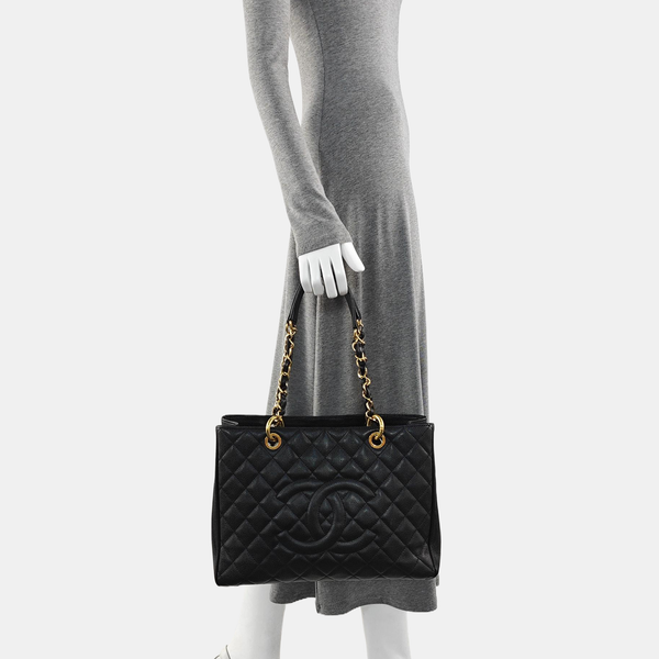 CHANEL GST Large Quilted Grained Calfskin Black