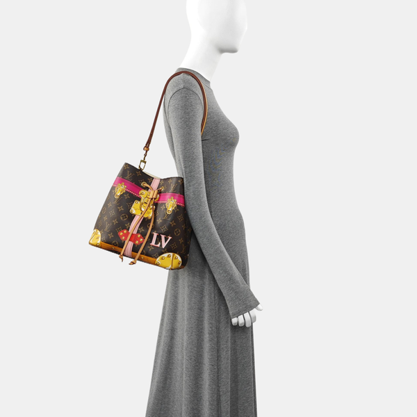 NÉONOÉ MM Monogram Coated Canvas Brown
