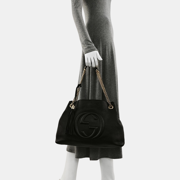 Authenticated pre-owned Soho Calfskin Black - Shoulder Bag at Looply